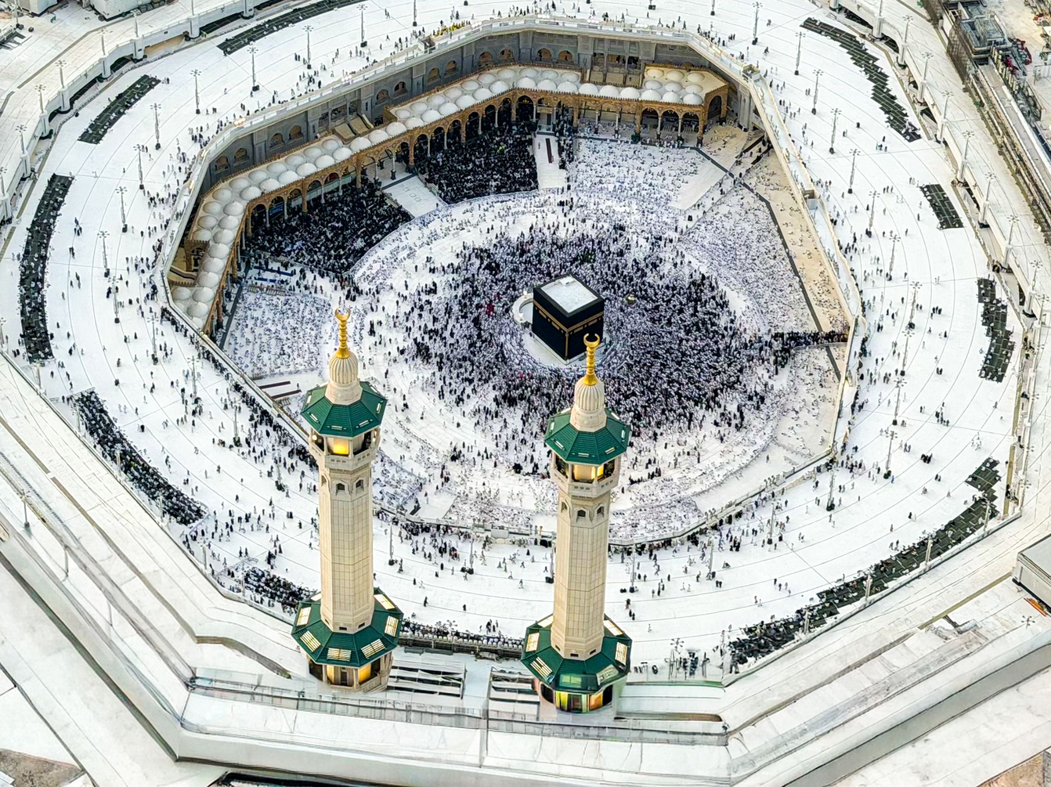 Aerial view of the Kaaba and Masjid al-Haram